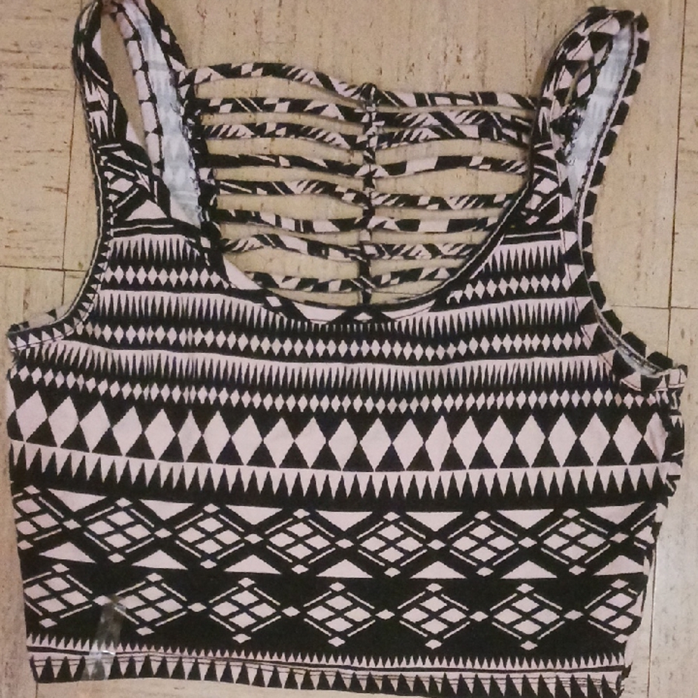 Patterned and Tie-Dye Women's Tops Set - Picture 3 of 8